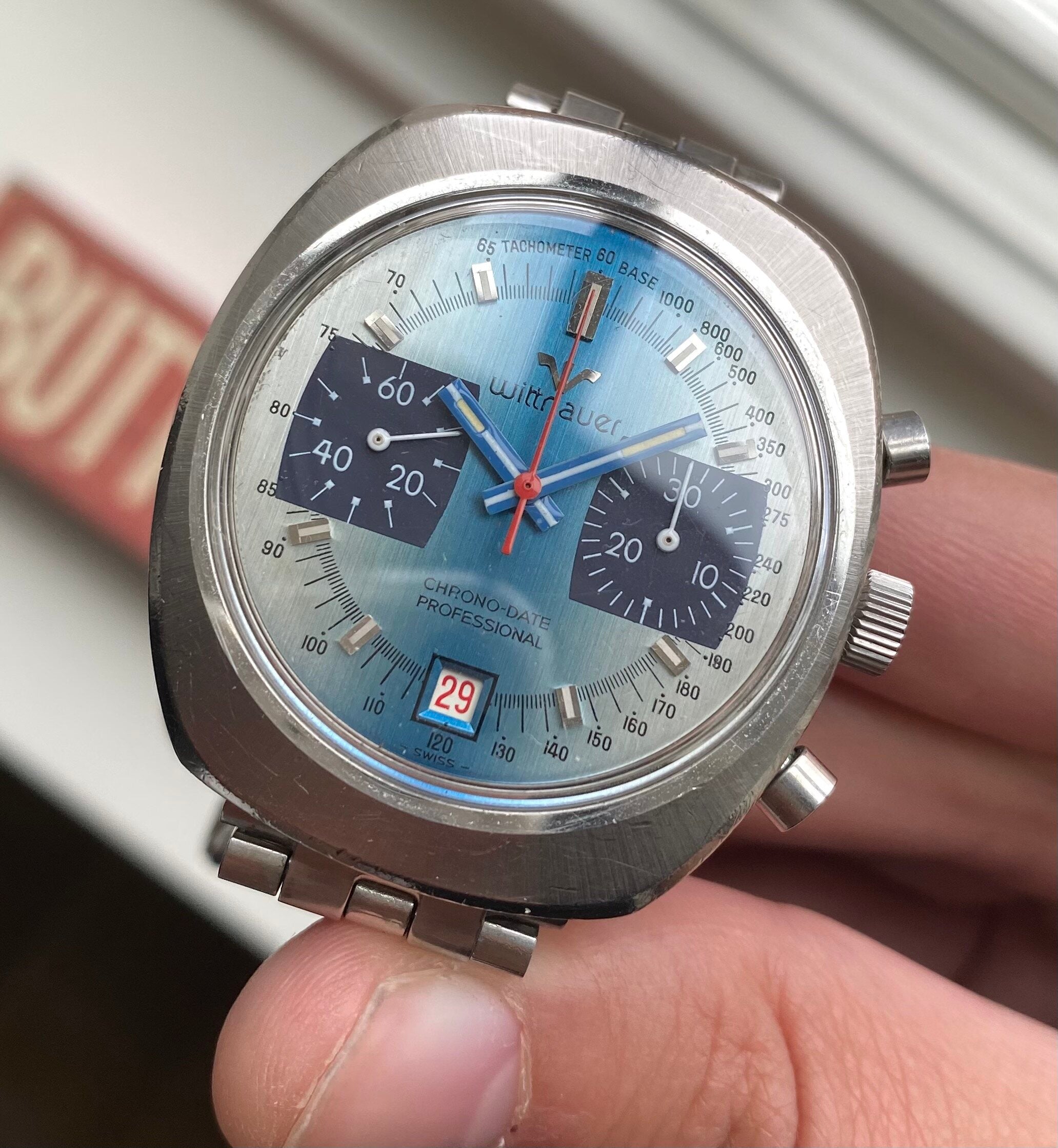 Wittnauer Chrono-Date — "Paul Newman" style