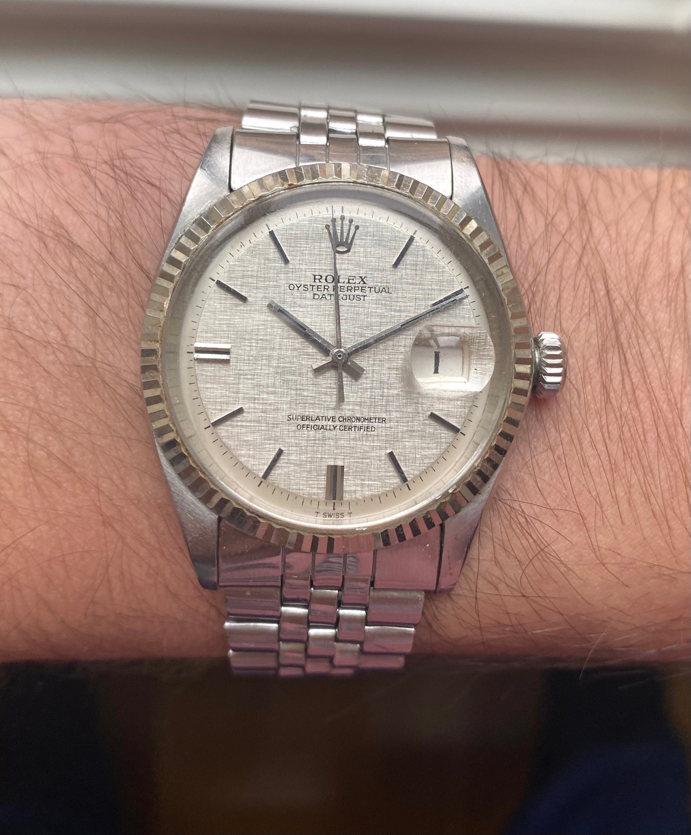 Vintage Rolex Datejust 1601 70s Automatic Silver Linen Dial Oyster Case Watch