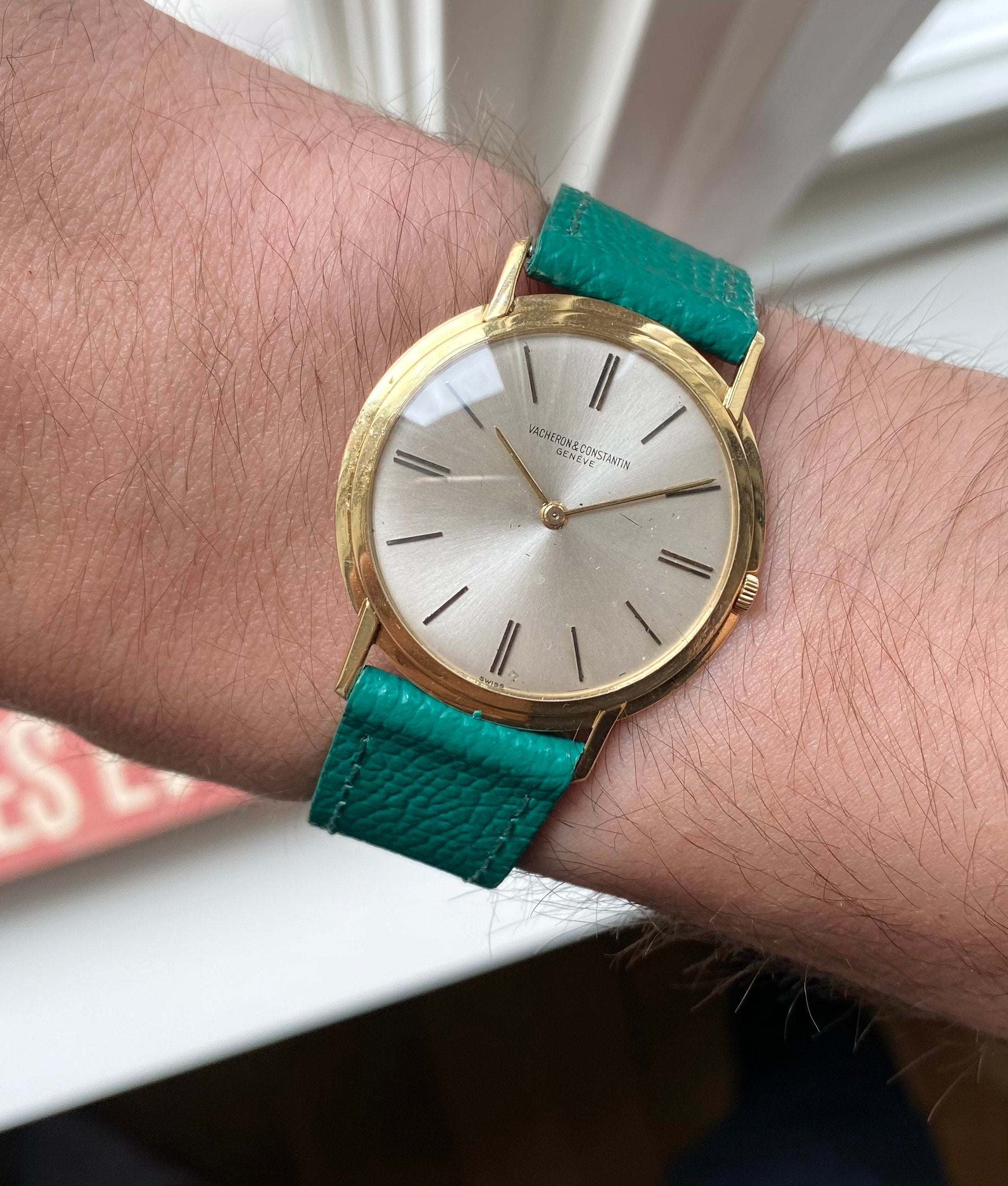 Vintage Vacheron Constantin 50s 18K Yellow Gold Silver Dial Manual Wind 33mm Case