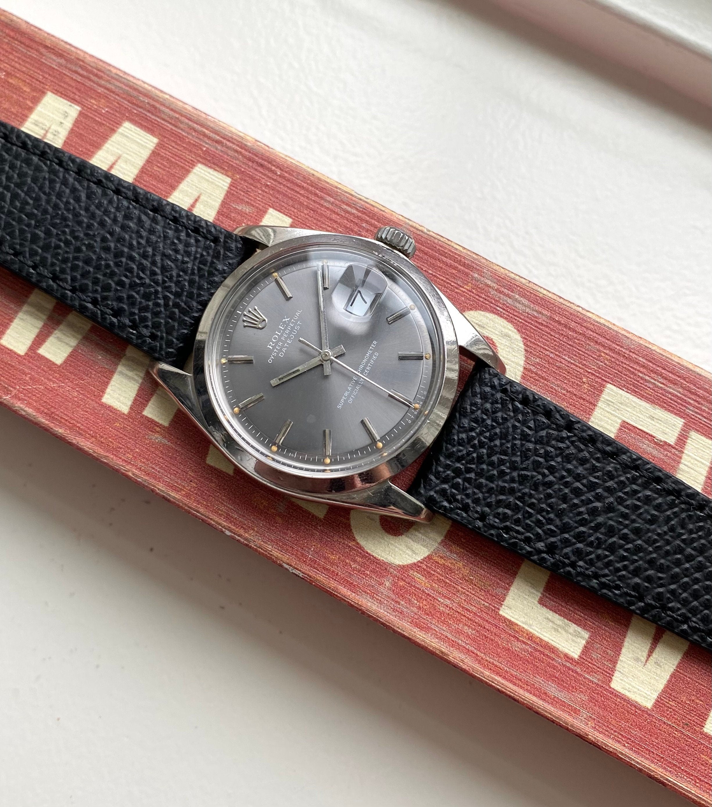 Vintage Rolex Datejust 70s Ref 1600 Automatic Grey Dial Smooth Bezel Steel Watch