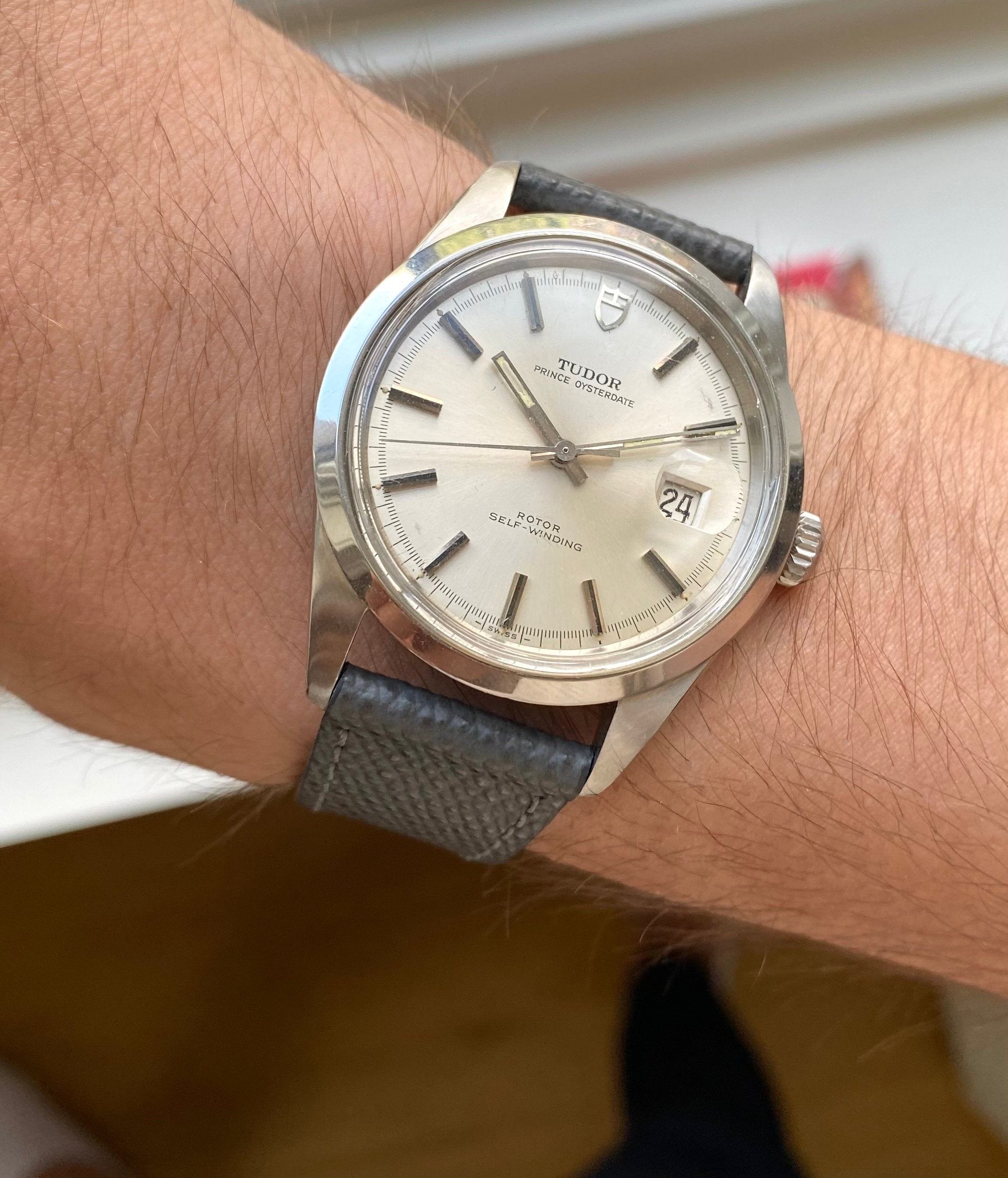 Vintage Tudor 70s Prince Oysterdate Jumbo 38mm Vintage Automatic Silver Dial Watch