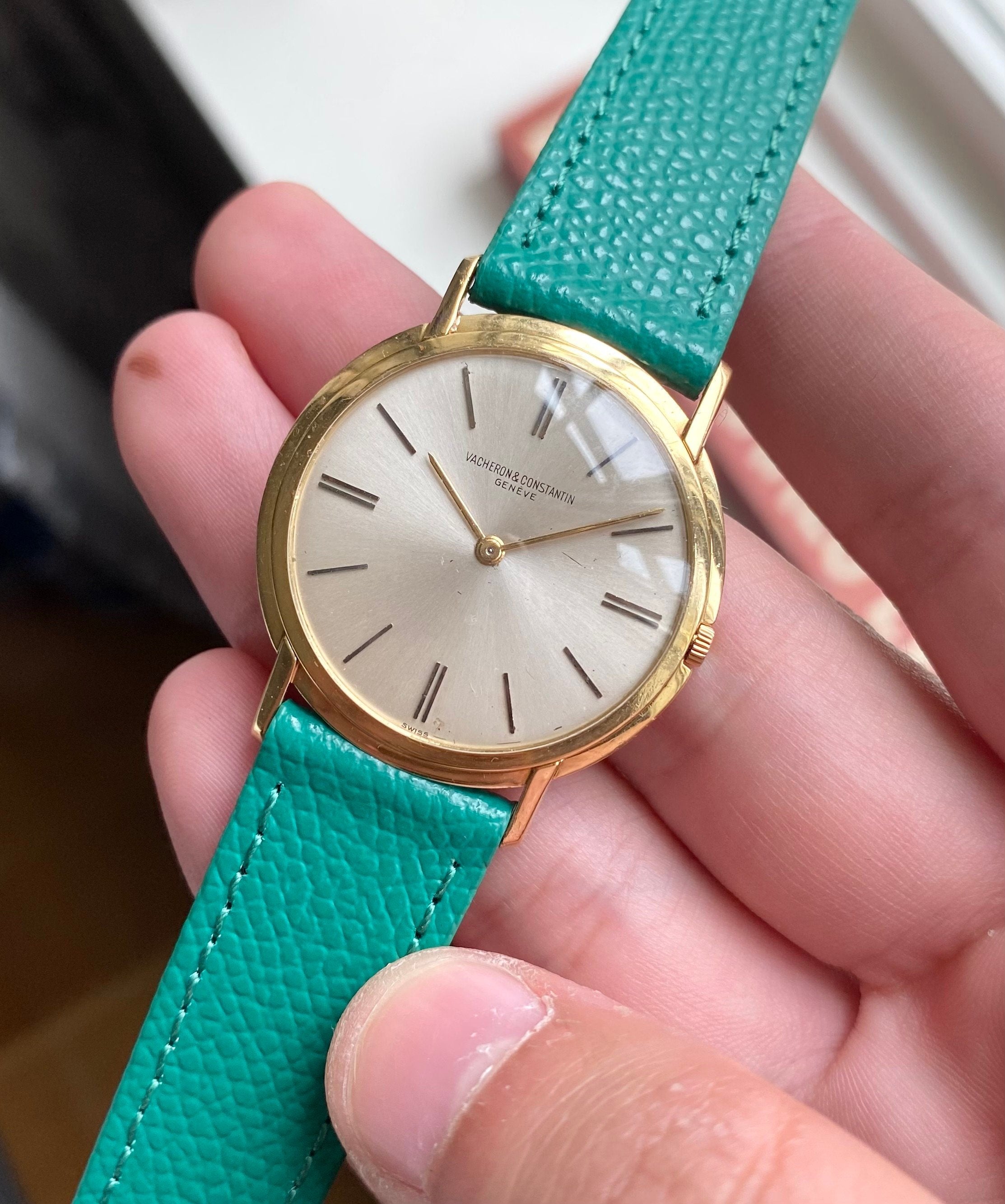 Vintage Vacheron Constantin 50s 18K Yellow Gold Silver Dial Manual Wind 33mm Case