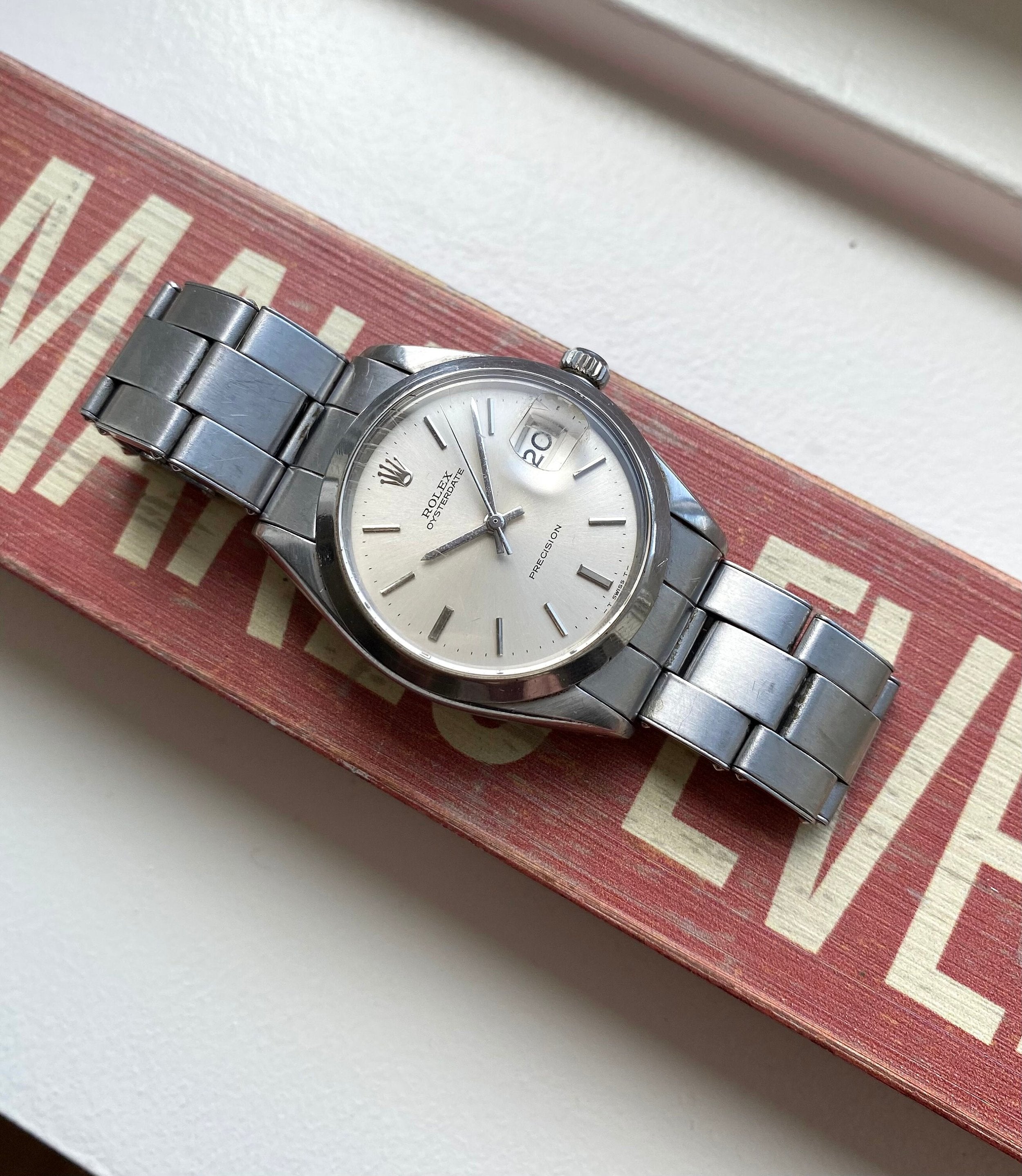 Vintage Rolex Oysterdate Precision Ref 6694 Manual Wind Silver Dial 34mm Watch