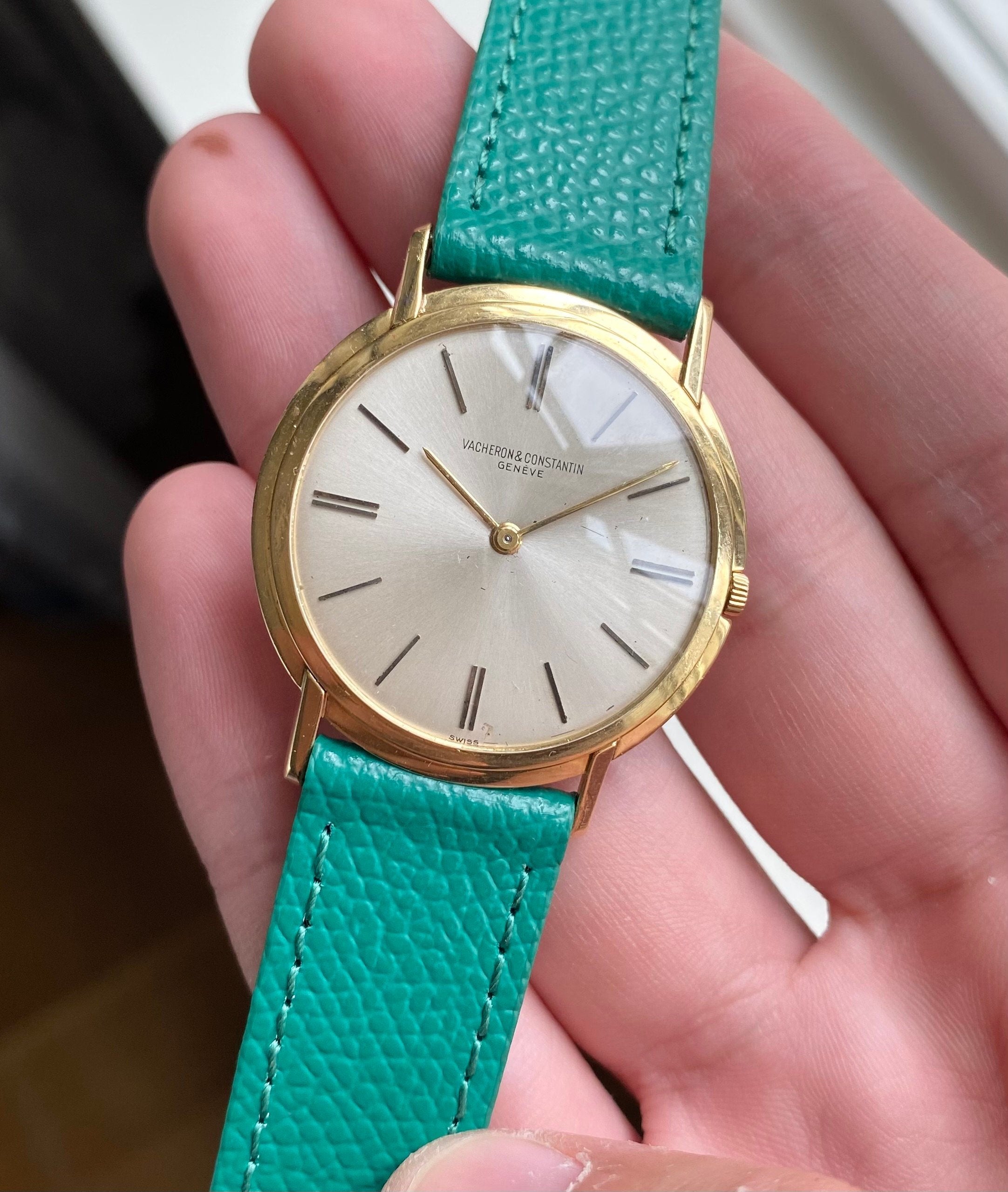 Vintage Vacheron Constantin 50s 18K Yellow Gold Silver Dial Manual Wind 33mm Case