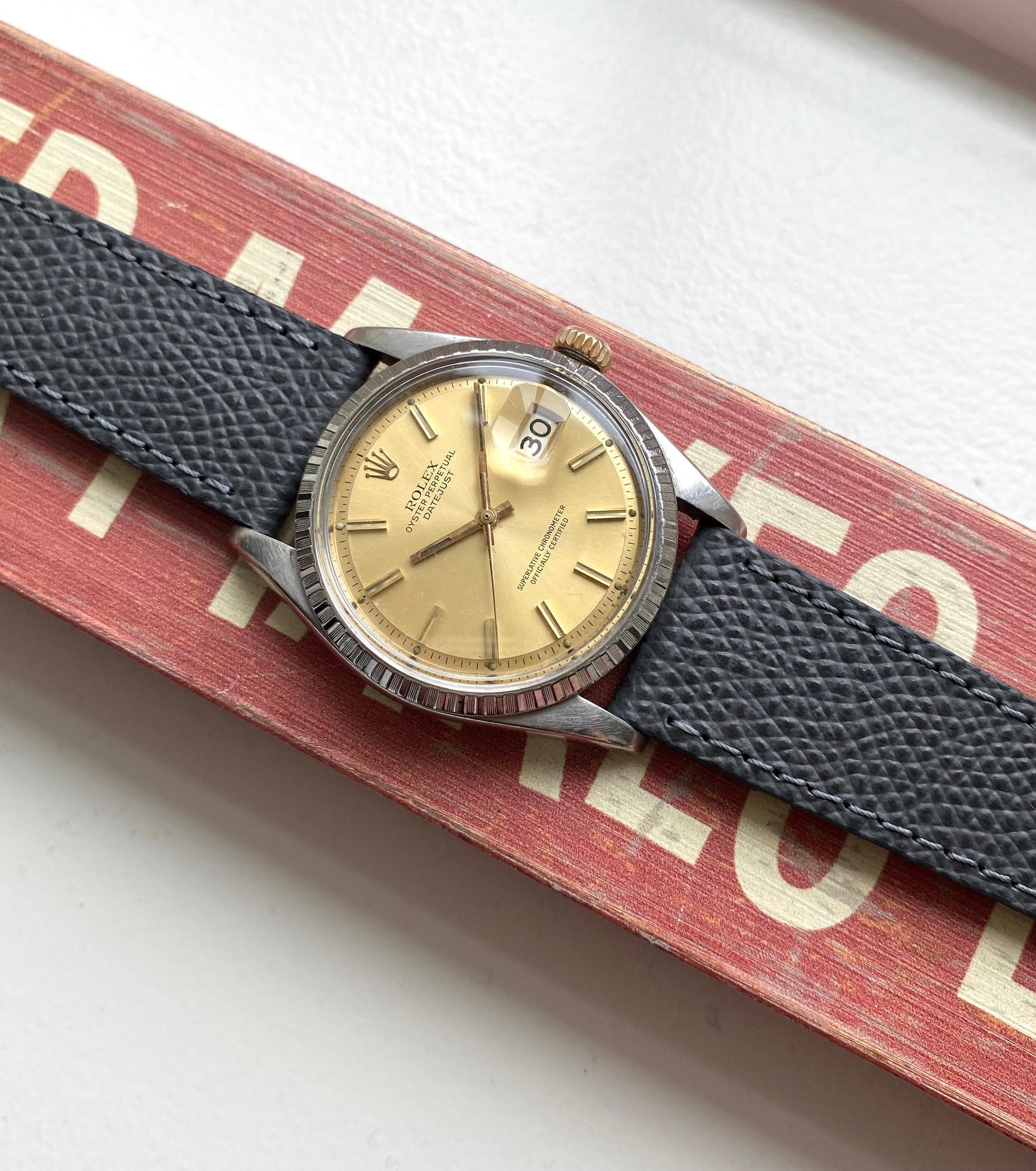 Vintage Rolex Datejust 70s Ref 1603 Champagne Dial 36mm Watch