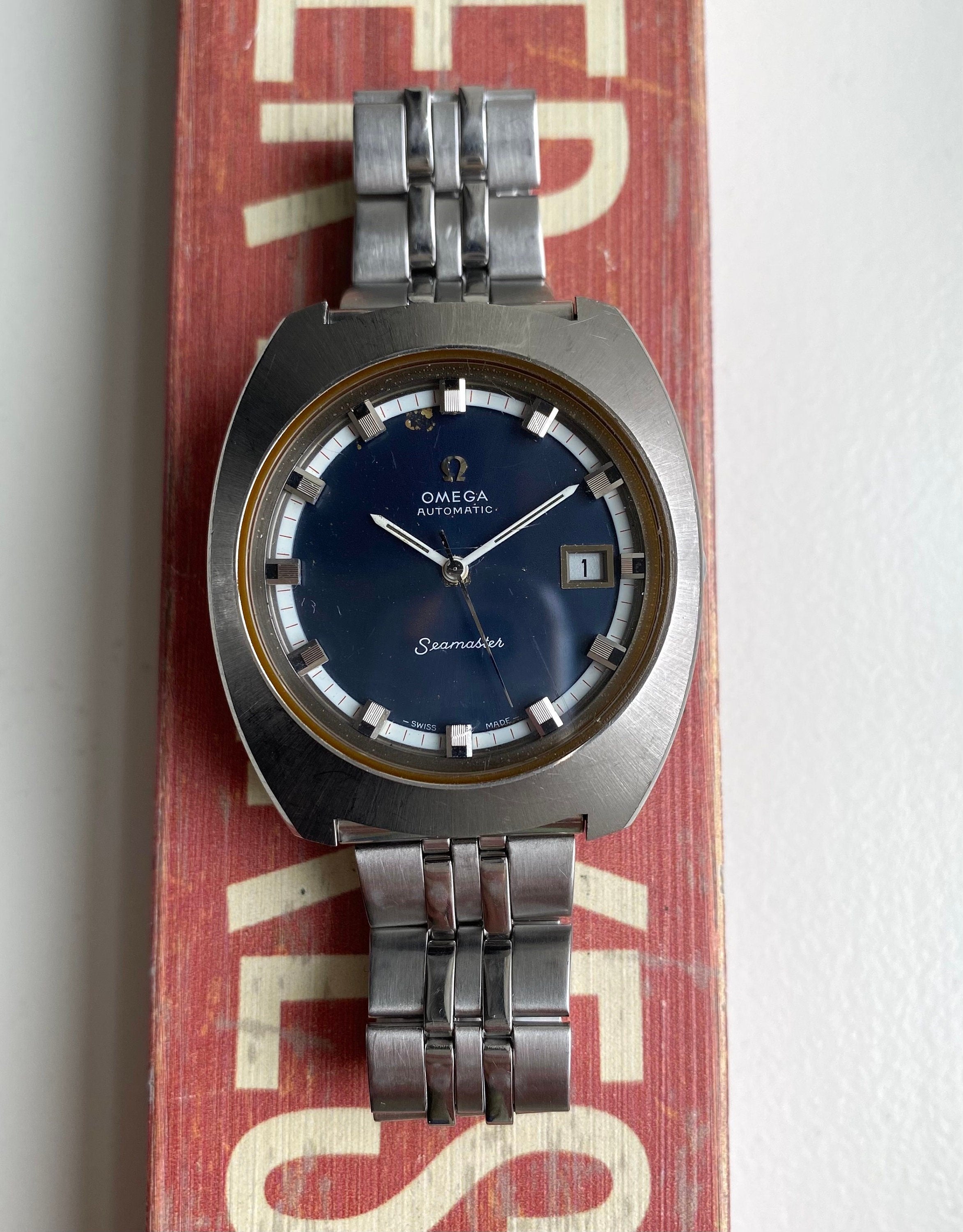 Vintage Omega Seamaster Automatic Ref. 166.110 Blue Dial Quickset Egg Case Watch