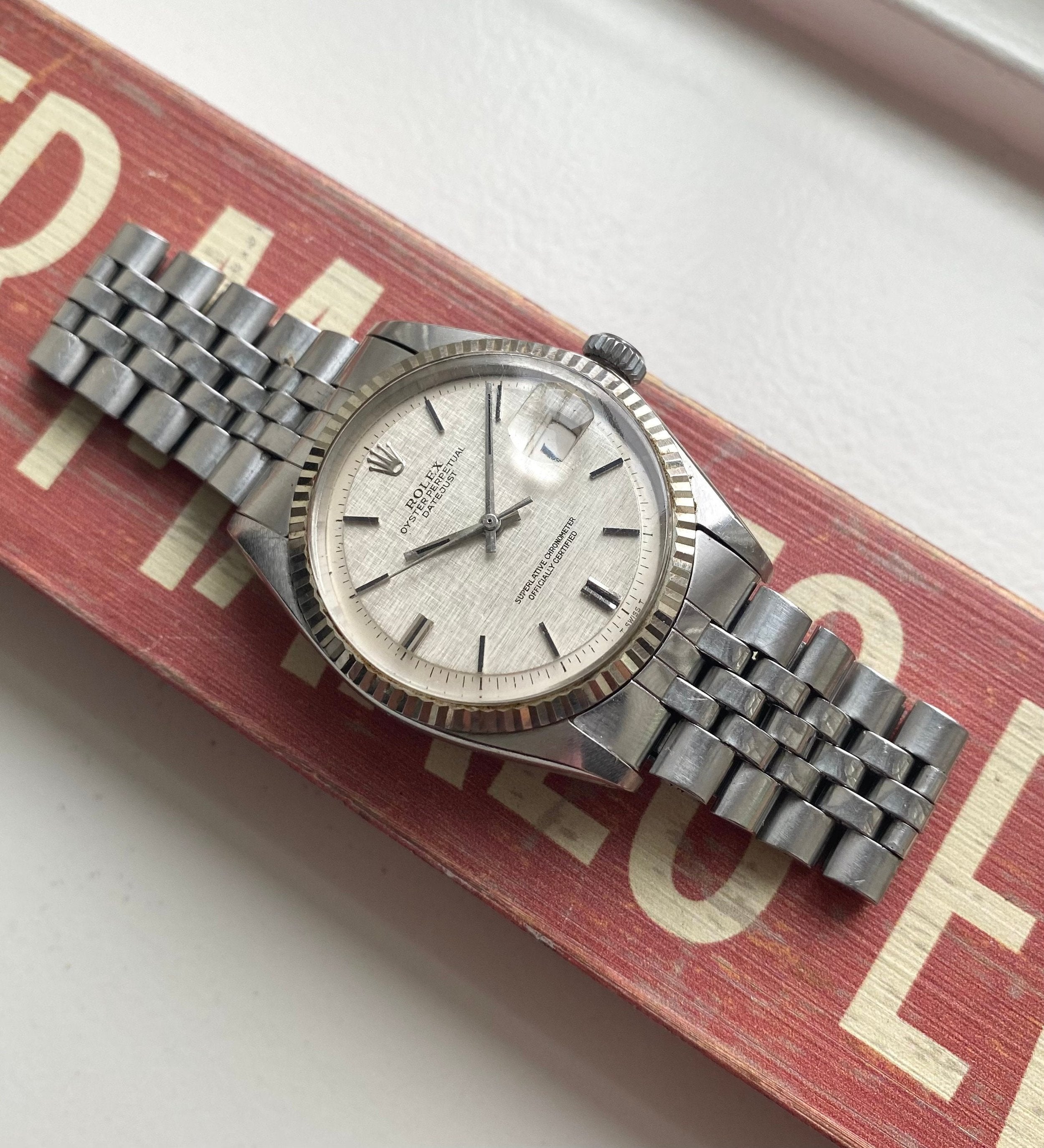 Vintage Rolex Datejust 1601 70s Automatic Silver Linen Dial Oyster Case Watch