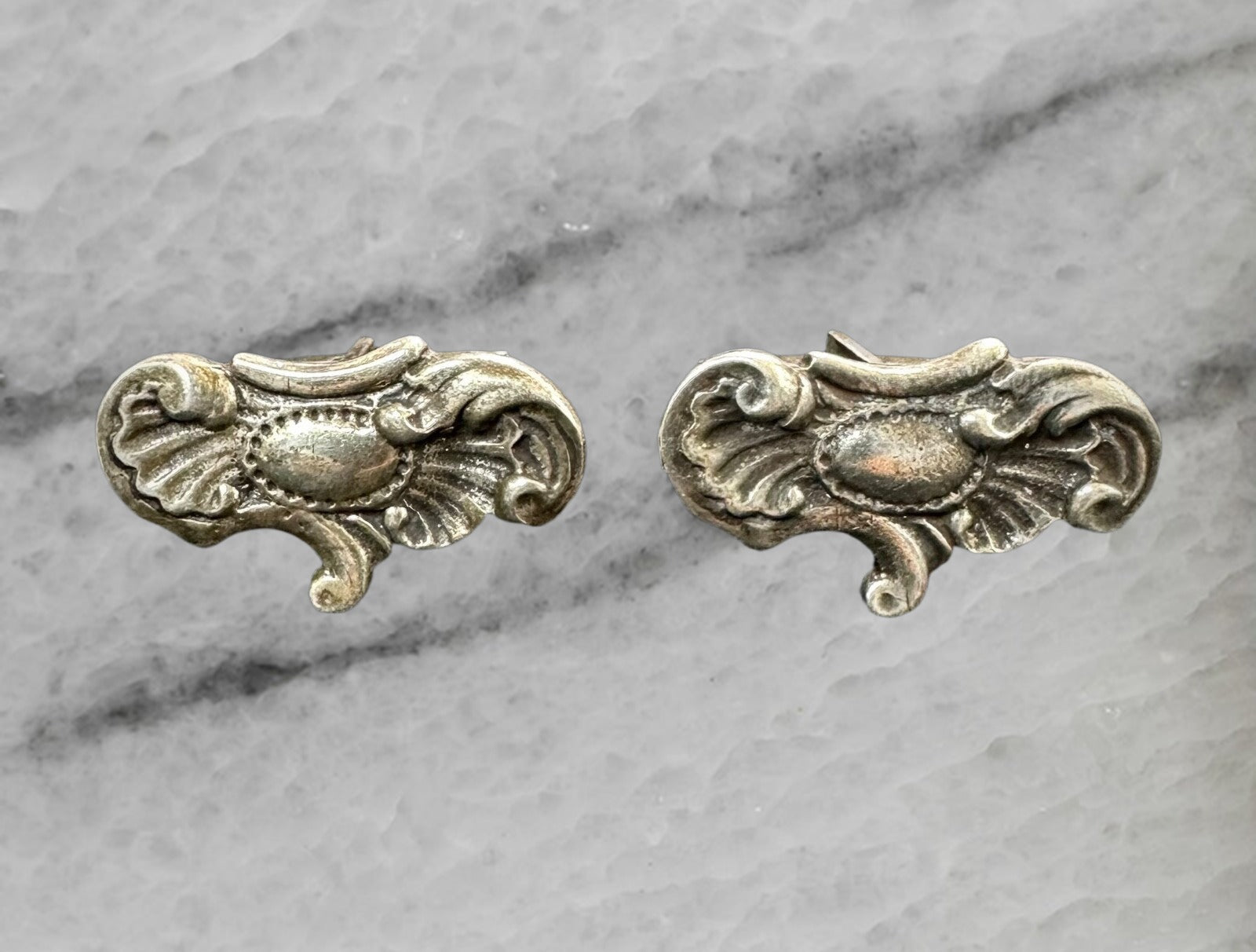 Jennifer Curtis Vintage Navajo Sterling Silver Toggle Cuff Links