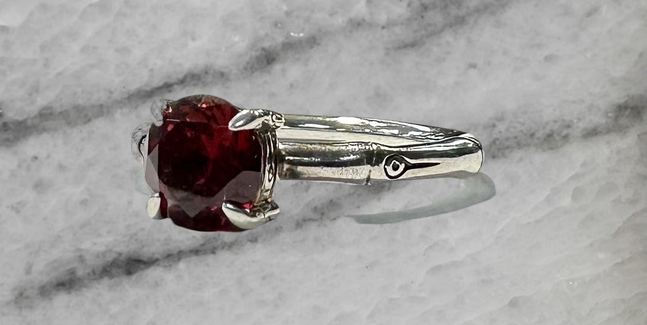 John Hardy Sterling Silver Batu Bamboo Slim Garnet Ring Size 7