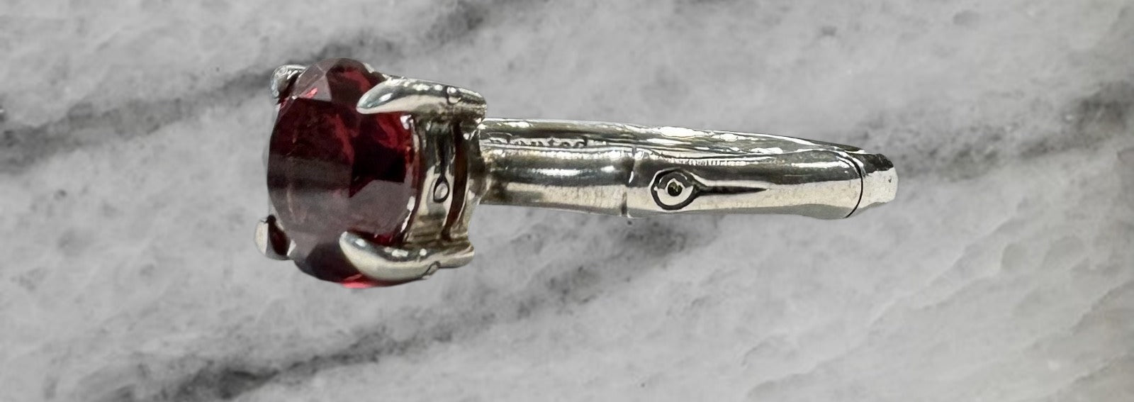 John Hardy Sterling Silver Batu Bamboo Slim Garnet Ring Size 7