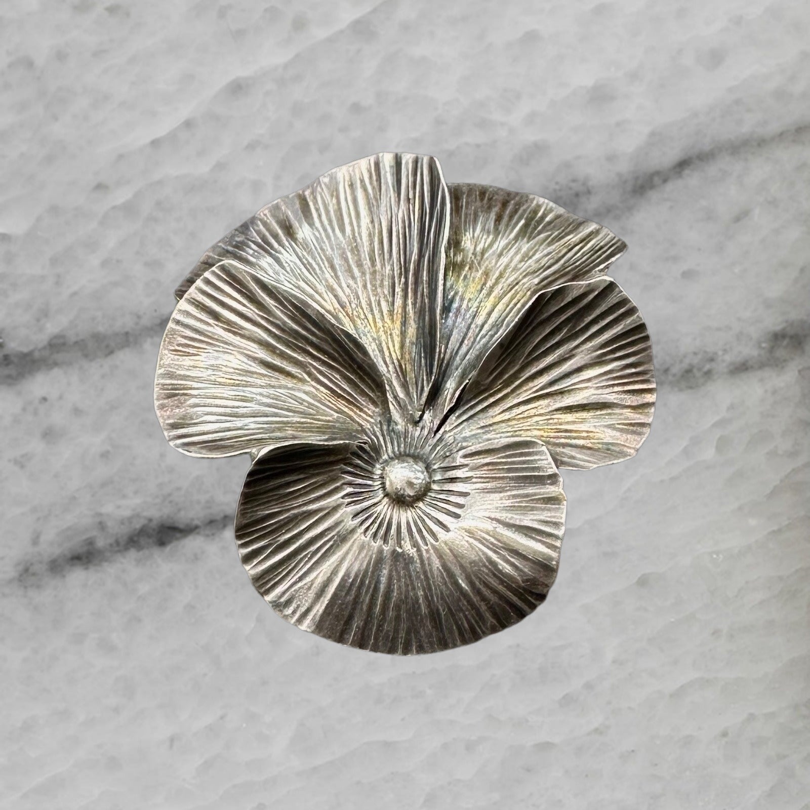 Vintage Nue Sterling Silver Floral Leaf Brooch Pin