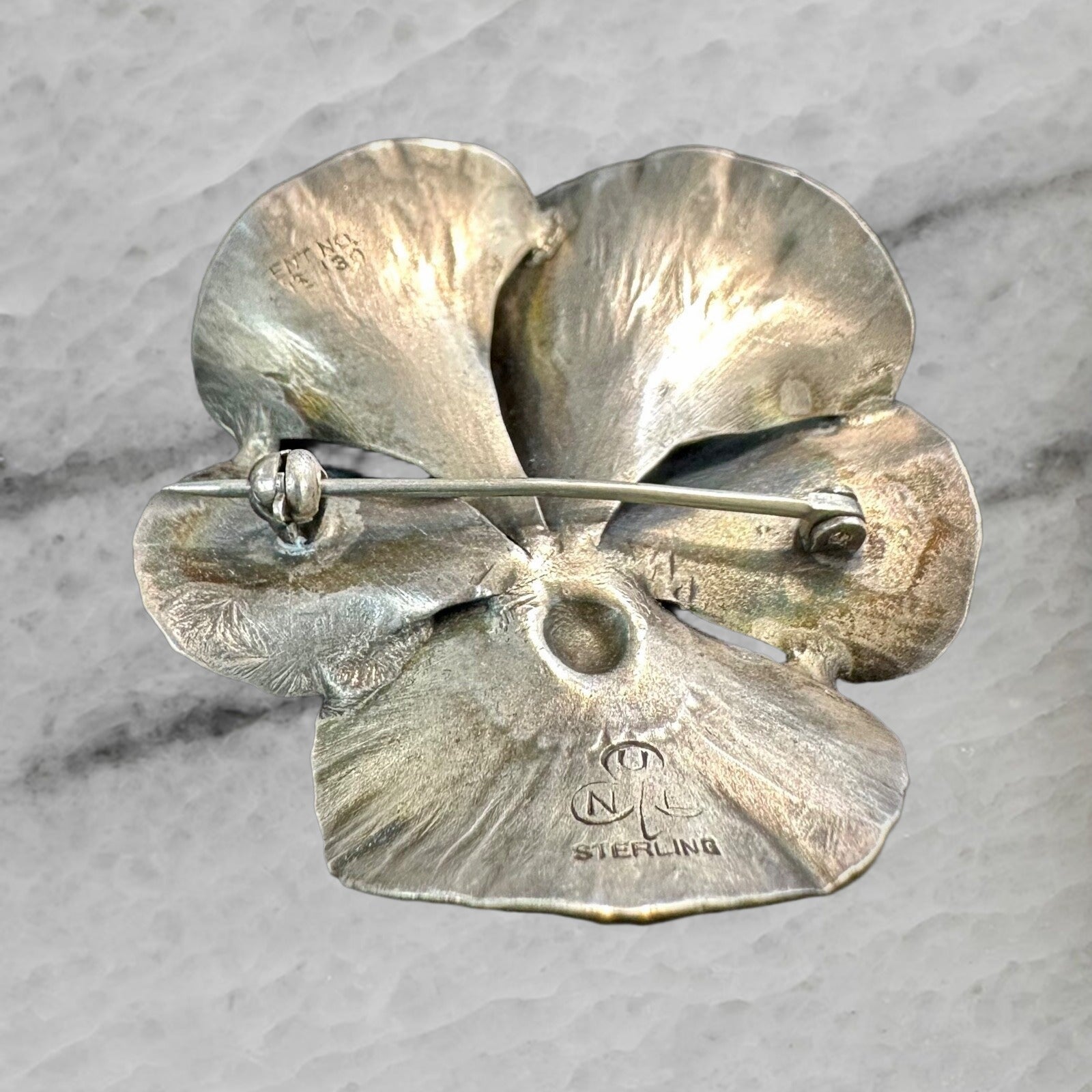Vintage Nue Sterling Silver Floral Leaf Brooch Pin