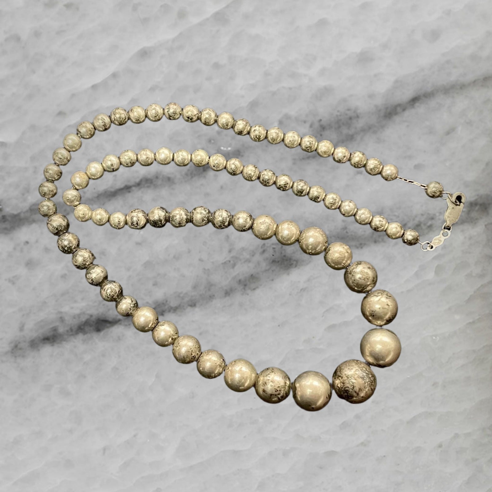 Vintage Sterling Silver Graduated Bead Necklace 18 5 21 8 Grams