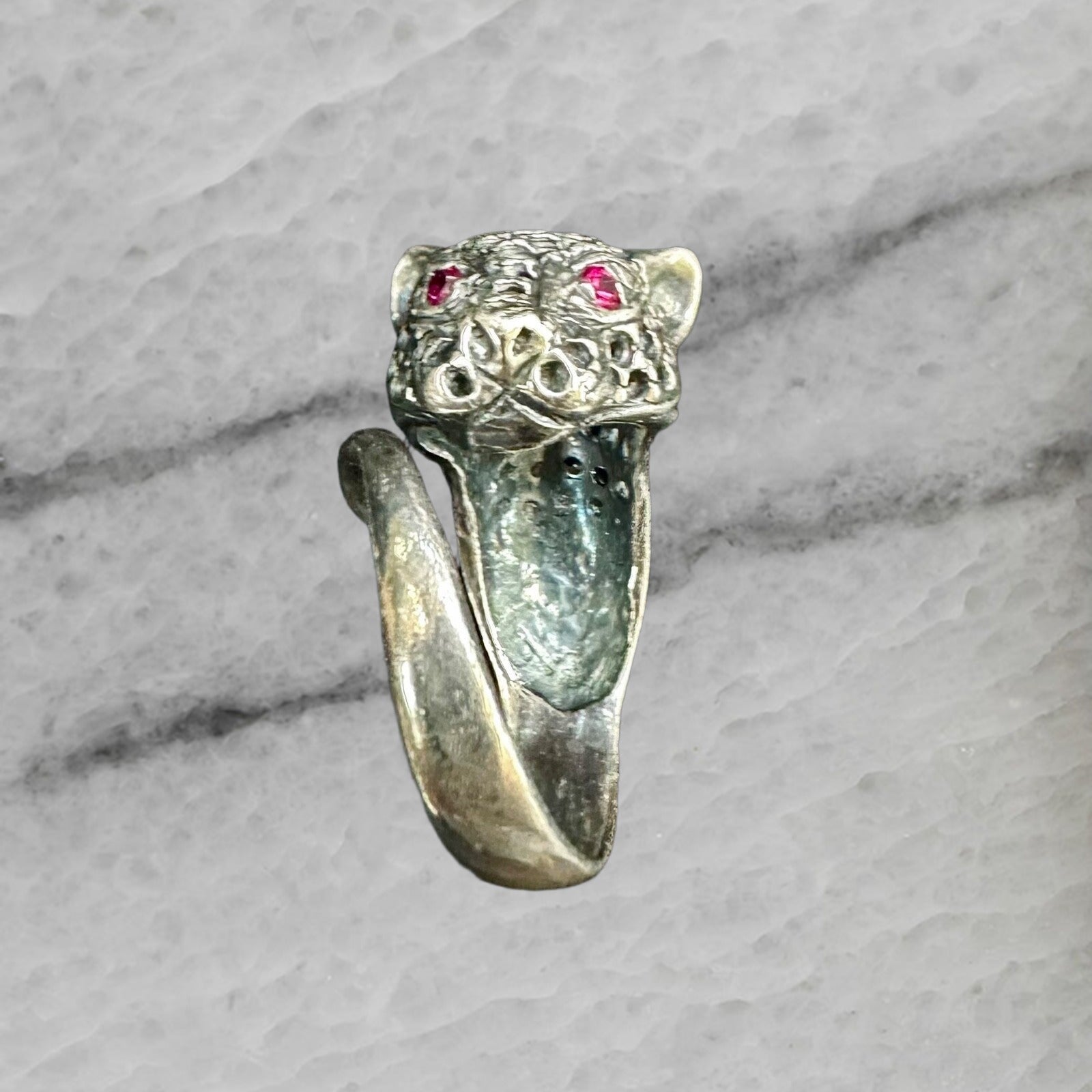 Vintage Sterling Silver Panther Leopard Jaguar Ring w Red Stone Eyes Size 6.5